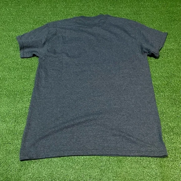 Have A Willie Nice Day Willie Nelson Chilling T-Shirt Size Medium Gray Country - Picture 3 of 4